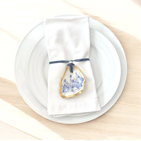 Set of 6 Handcrafted Blue Toile Oyster Shell Napkin Ring Holders - Picture 5 of 10